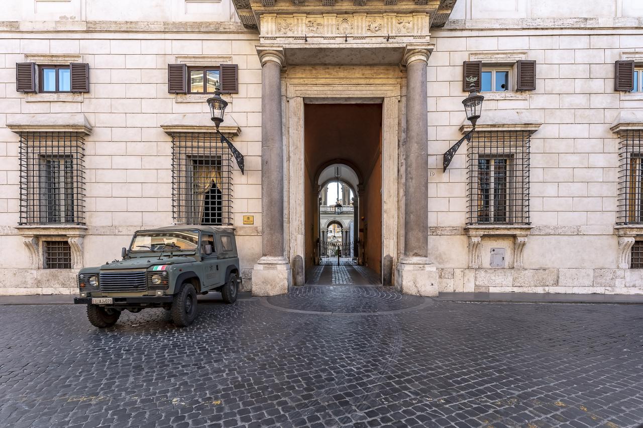 Casa Borghese By Burghesius Rom